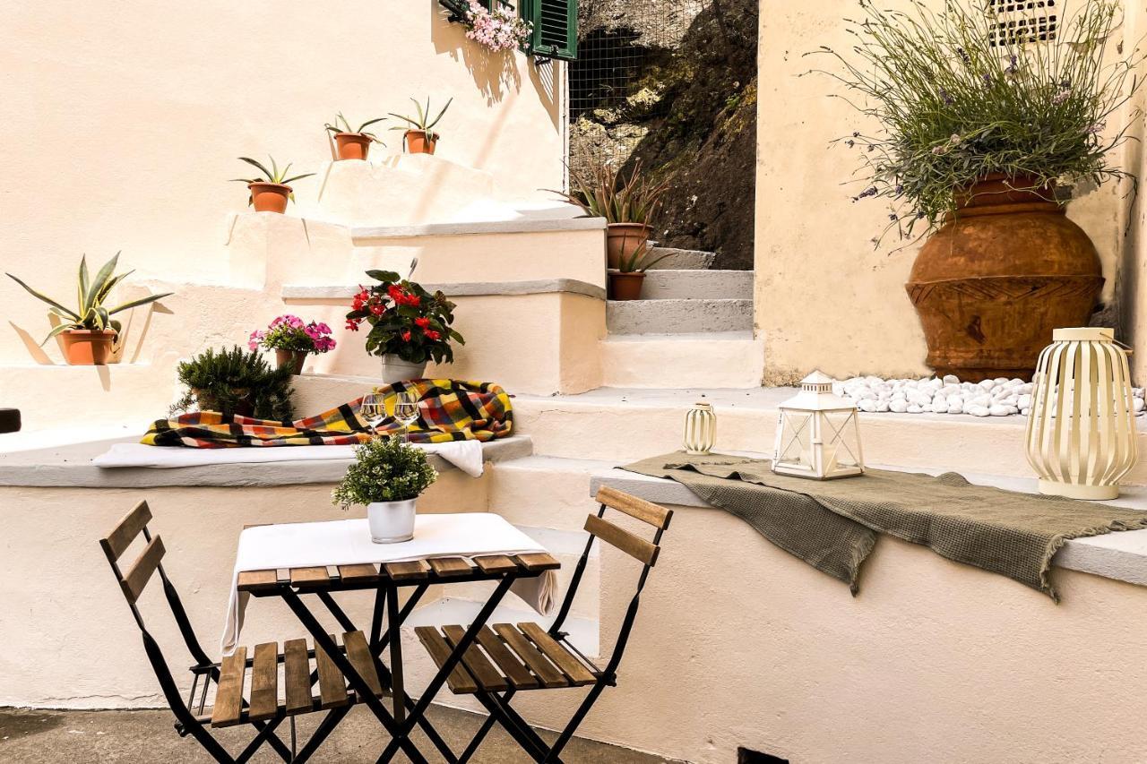 Villa Casa Storica Con Terrazzo Castellina Marittima Exterior foto